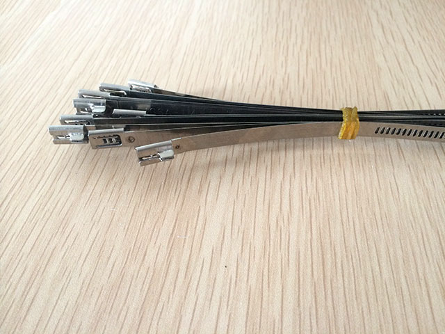 不銹鋼扎帶11
