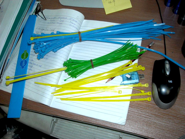 Nylon cable ties 148